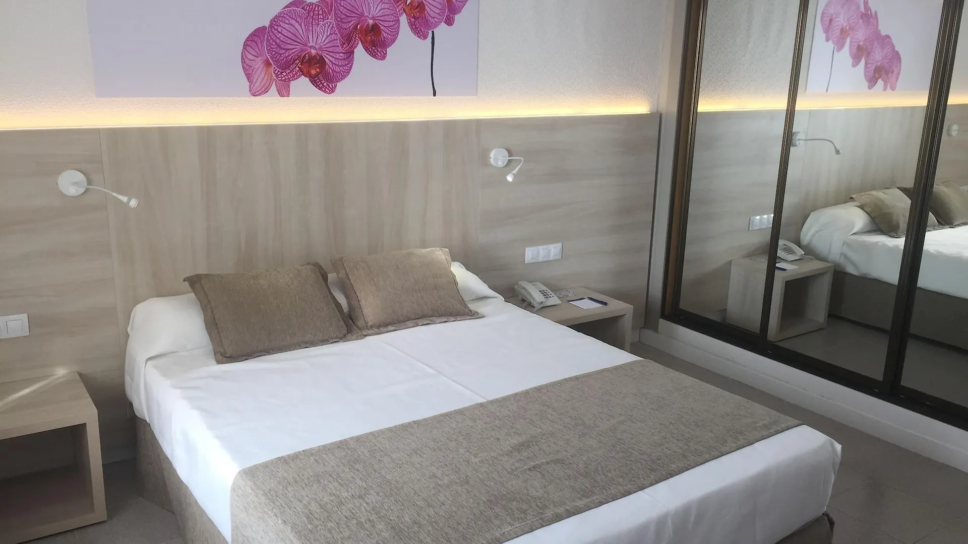 Bahia Principe Sunlight Coral Playa - Adults Only Hotel Magaluf