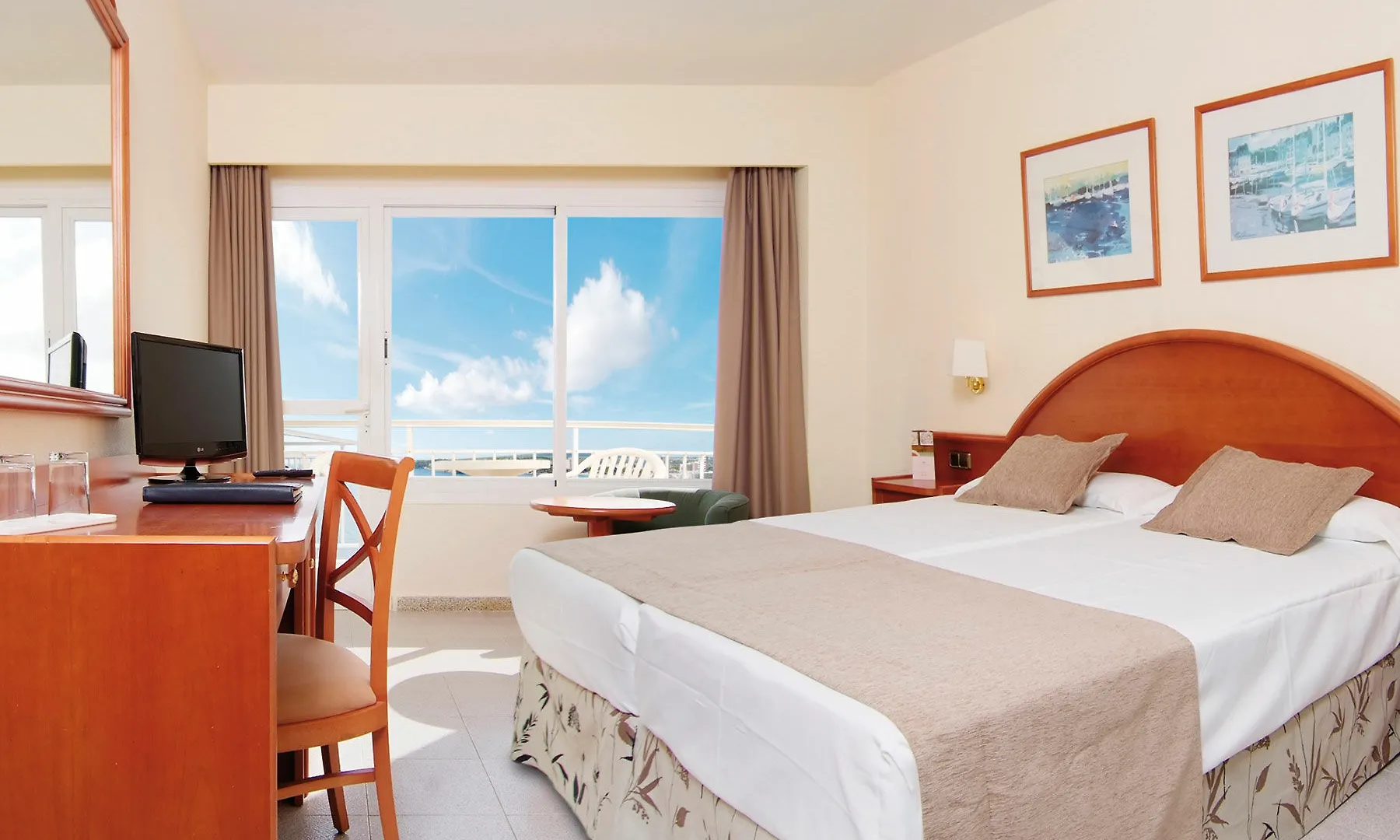 מלון מגאלוף Bahia Principe Sunlight Coral Playa - Adults Only 4*,  ספרד